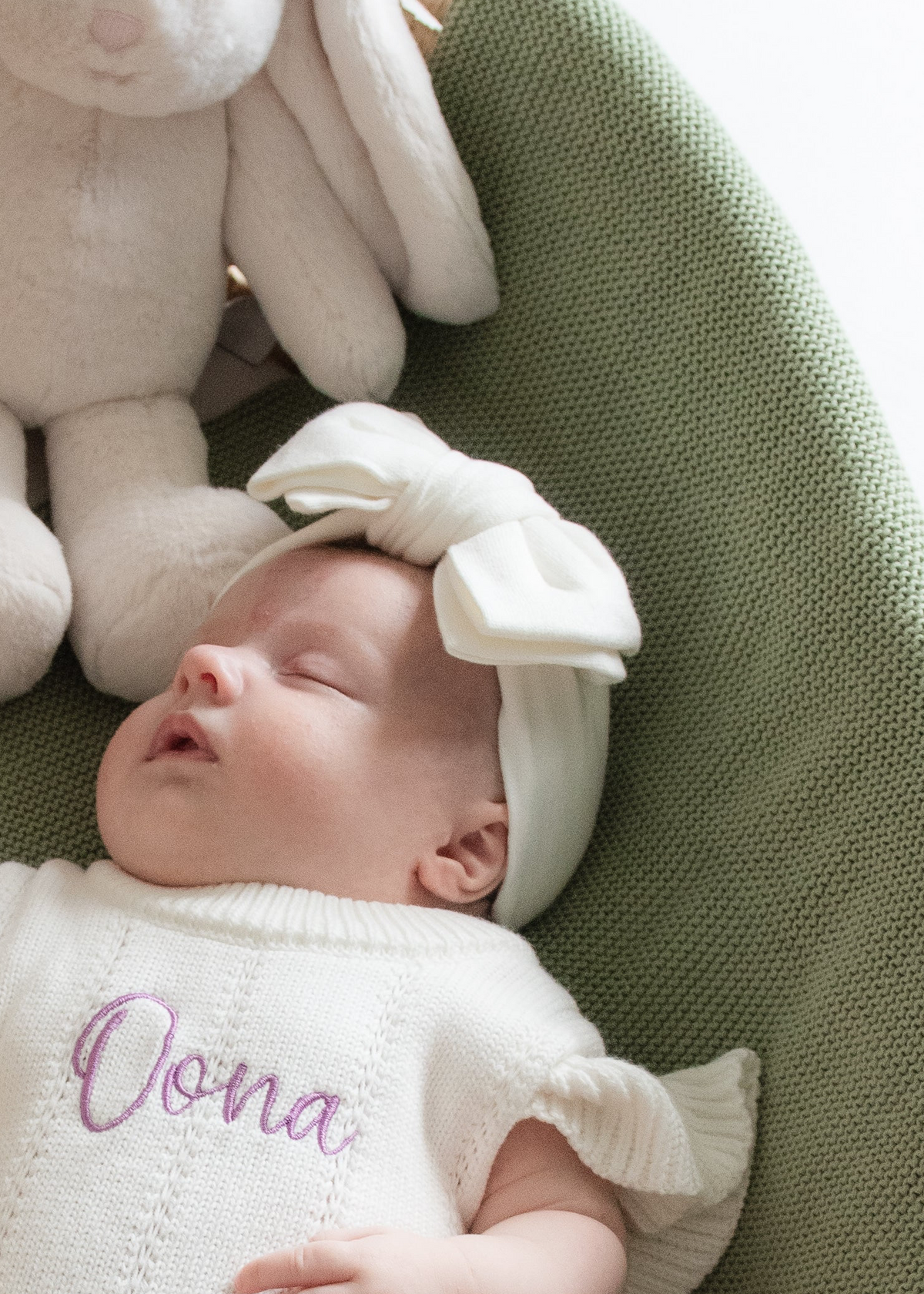 Classic Knit Bow
